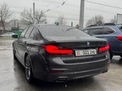 Photo of the vehicle BMW 5 Series