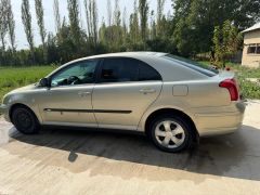 Сүрөт унаа Toyota Avensis