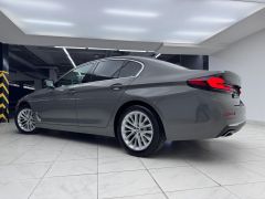 Фото авто BMW 5 серии