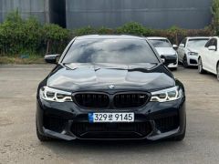 Фото авто BMW M5