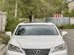 Photo of the vehicle Lexus ES