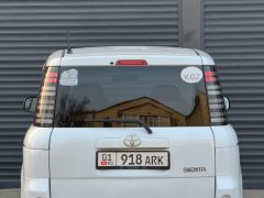 Photo of the vehicle Toyota Sienta