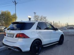 Photo of the vehicle Mercedes-Benz GLE