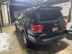 Сүрөт унаа Toyota Sequoia