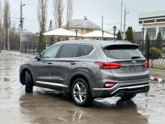 Photo of the vehicle Hyundai Santa Fe