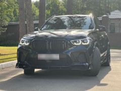 Photo of the vehicle BMW X5