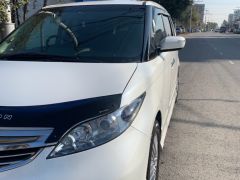 Фото авто Honda Elysion