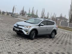 Photo of the vehicle Toyota RAV4