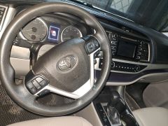 Сүрөт унаа Toyota Highlander