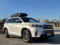 Photo of the vehicle Toyota Highlander