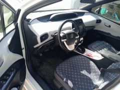 Сүрөт унаа Toyota Prius