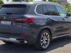 Photo of the vehicle BMW X5