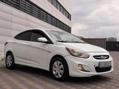 Сүрөт унаа Hyundai Solaris