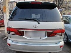 Фото авто Toyota Estima