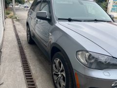 Photo of the vehicle BMW X5