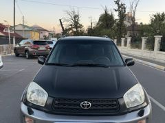 Сүрөт унаа Toyota RAV4