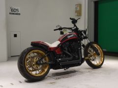 Photo of the vehicle Harley-Davidson FXDB Street Bob