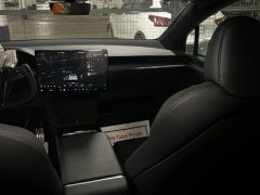Фото авто Tesla Model X