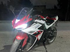 Сүрөт унаа Yamaha R