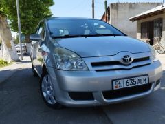 Фото авто Toyota Corolla Verso