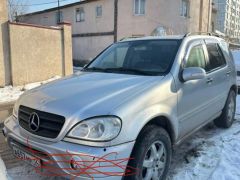 Сүрөт унаа Mercedes-Benz M-Класс