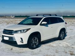 Photo of the vehicle Toyota Highlander