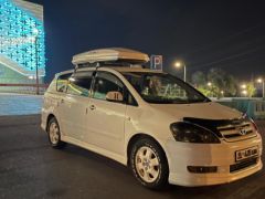 Photo of the vehicle Toyota Ipsum