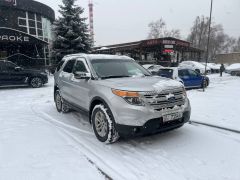 Photo of the vehicle Ford Explorer