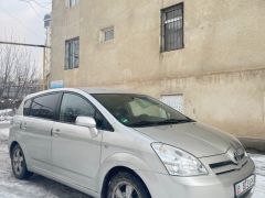 Сүрөт унаа Toyota Corolla Verso