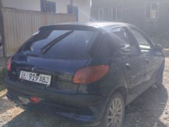 Photo of the vehicle Peugeot 206