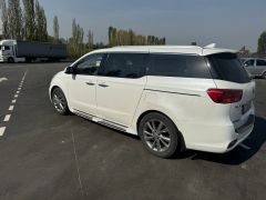 Фото авто Kia Carnival