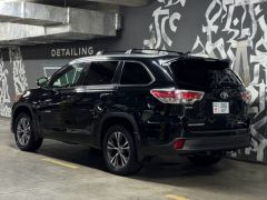 Сүрөт унаа Toyota Highlander