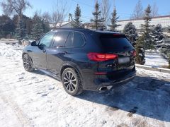 Photo of the vehicle BMW X5