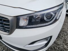 Photo of the vehicle Kia Carnival