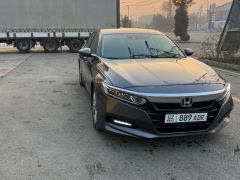 Фото авто Honda Accord