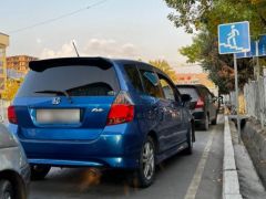 Photo of the vehicle Honda Fit