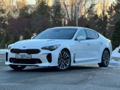 Photo of the vehicle Kia Stinger