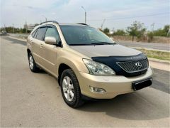 Photo of the vehicle Lexus RX