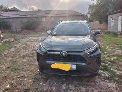 Сүрөт унаа Toyota RAV4