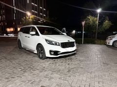 Сүрөт унаа Kia Carnival