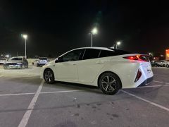 Фото авто Toyota Prius