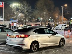 Сүрөт унаа Hyundai Elantra