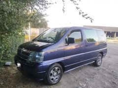 Фото авто Nissan Elgrand