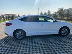 Сүрөт унаа Hyundai Elantra