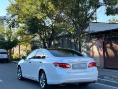 Photo of the vehicle Lexus ES