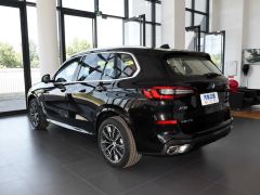 Фото авто BMW X5