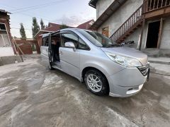 Фото авто Honda Stepwgn