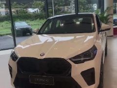 Photo of the vehicle BMW X2