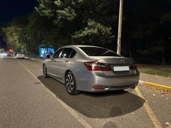 Фото авто Honda Accord