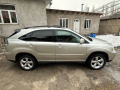 Photo of the vehicle Lexus RX